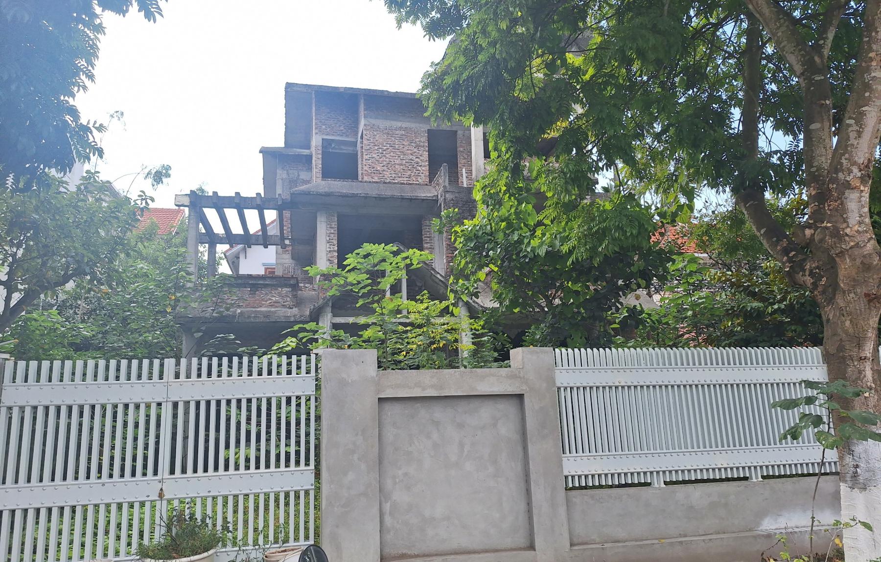 Biệt thự 300m2 xây thô khu đô thị Sao Đỏ, Dương Kinh