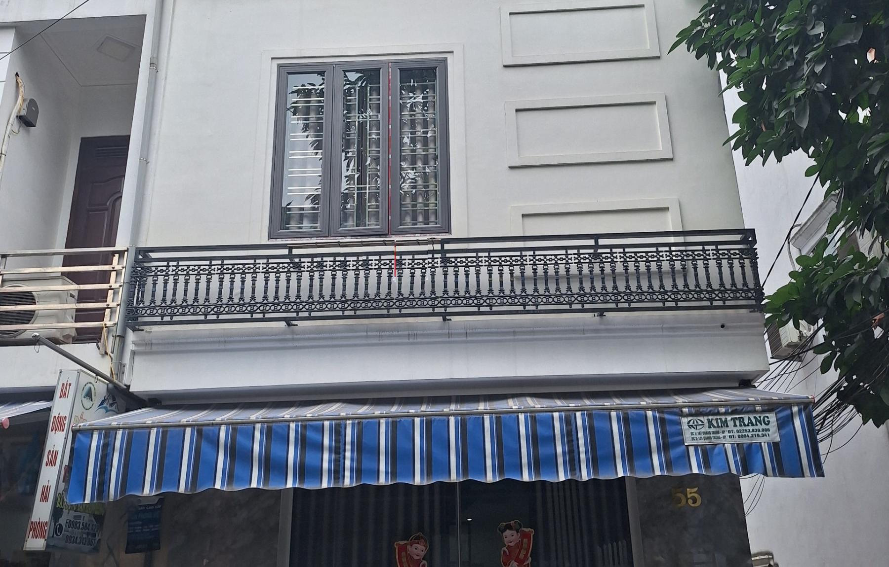 Nhà 4 tầng 46m2 mặt đường Hoàng Ngọc Phách, Kênh Dương